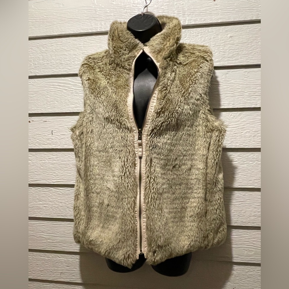 Old Navy Sz Med Reversible Women's Faux Fur Zip Vest